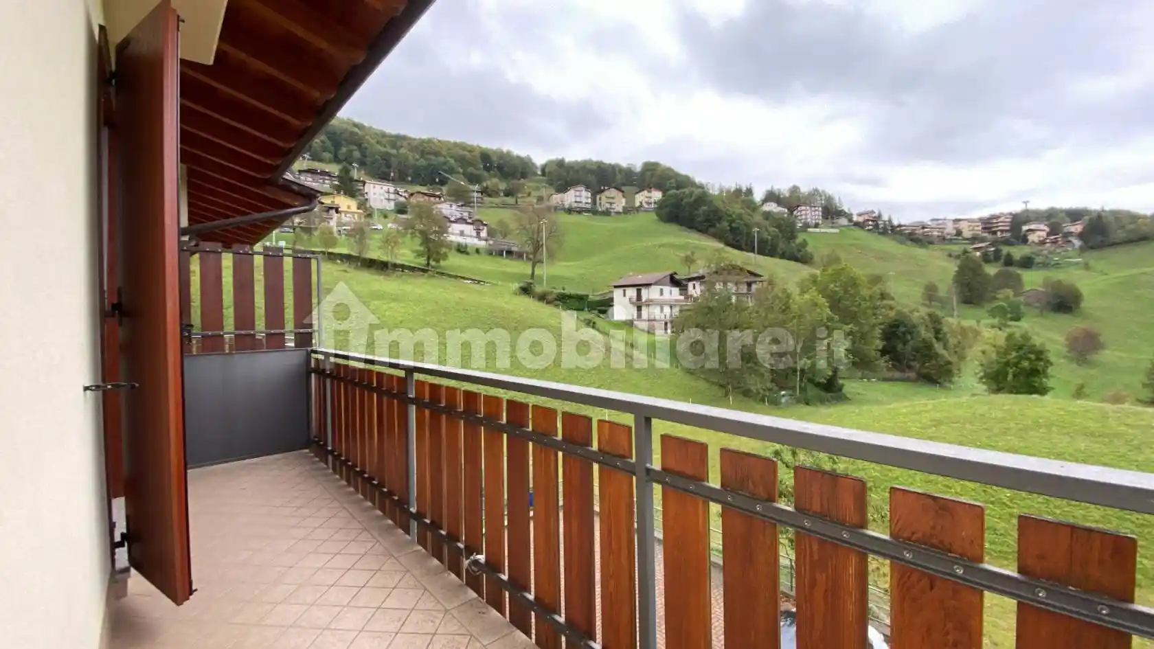 Appartamento in vendita a Selvino