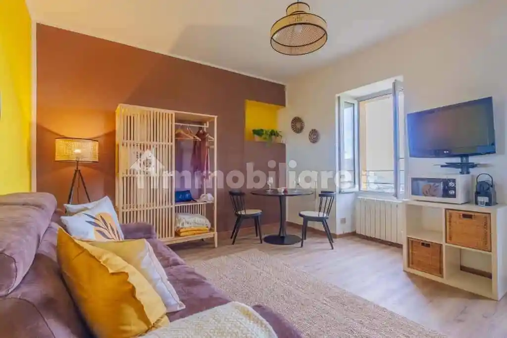 Appartamento in affitto a Brunate