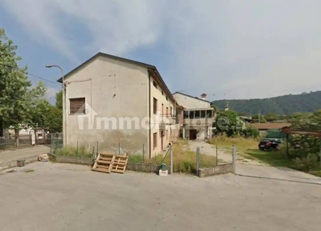 Villa in vendita a Trissino