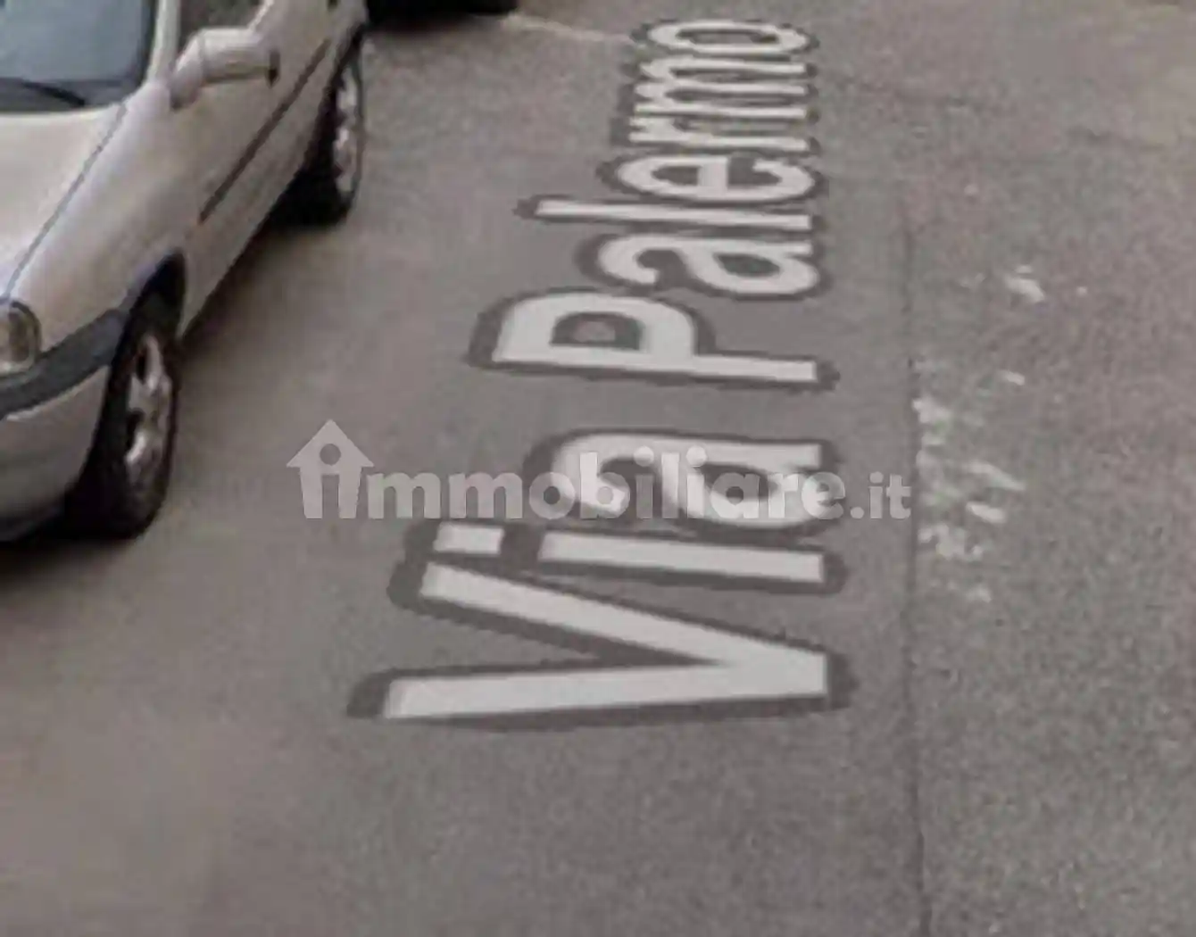 Appartamento in vendita a Locri