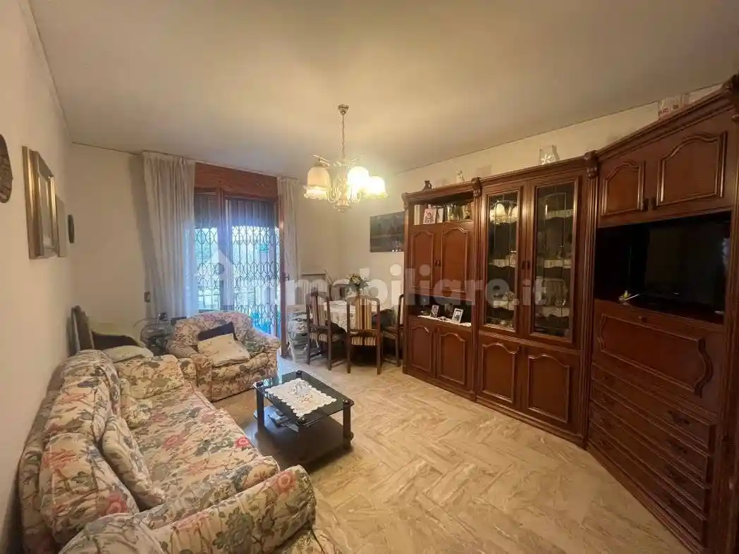 Appartamento in vendita a Modena