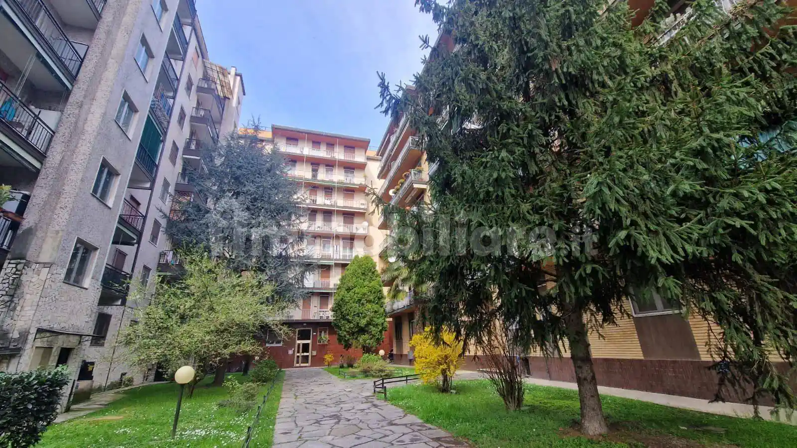 Appartamento in vendita a Buccinasco