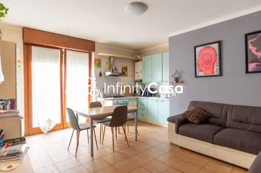 Appartamento in vendita a Sommacampagna