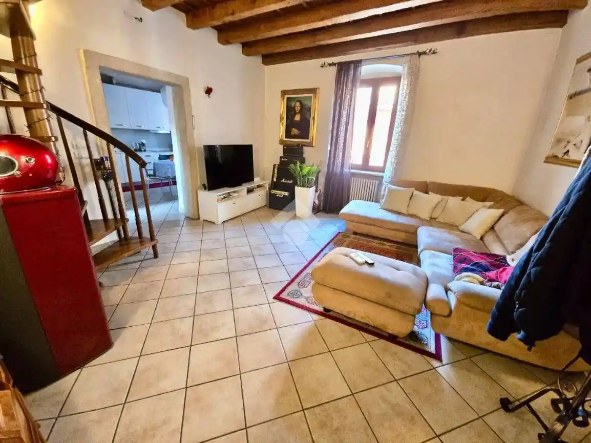 Casa indipendente in vendita a Pescantina