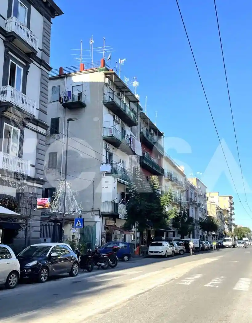 Appartamento in vendita a Napoli