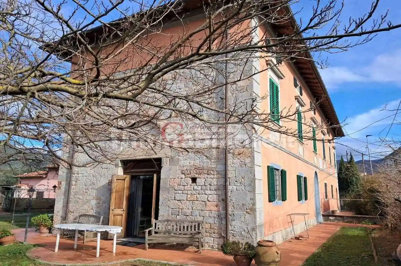 Villa in vendita a San Giuliano Terme