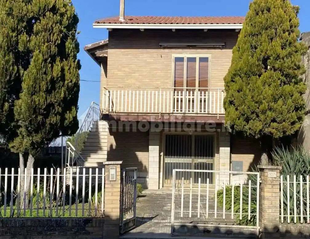 Villa in vendita a Montefano