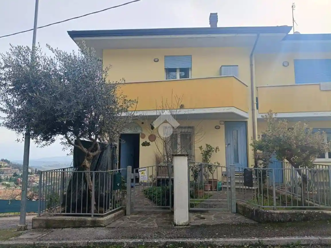 Appartamento in vendita a Montescudo - Montecolombo