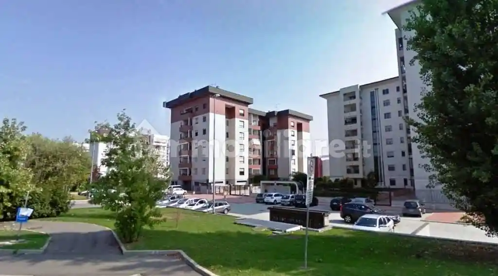 Appartamento in affitto a Opera