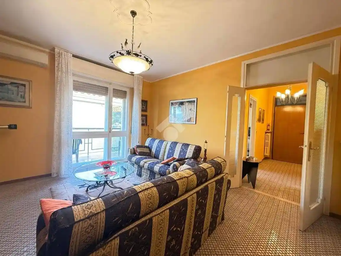 Appartamento in vendita a Desenzano del Garda