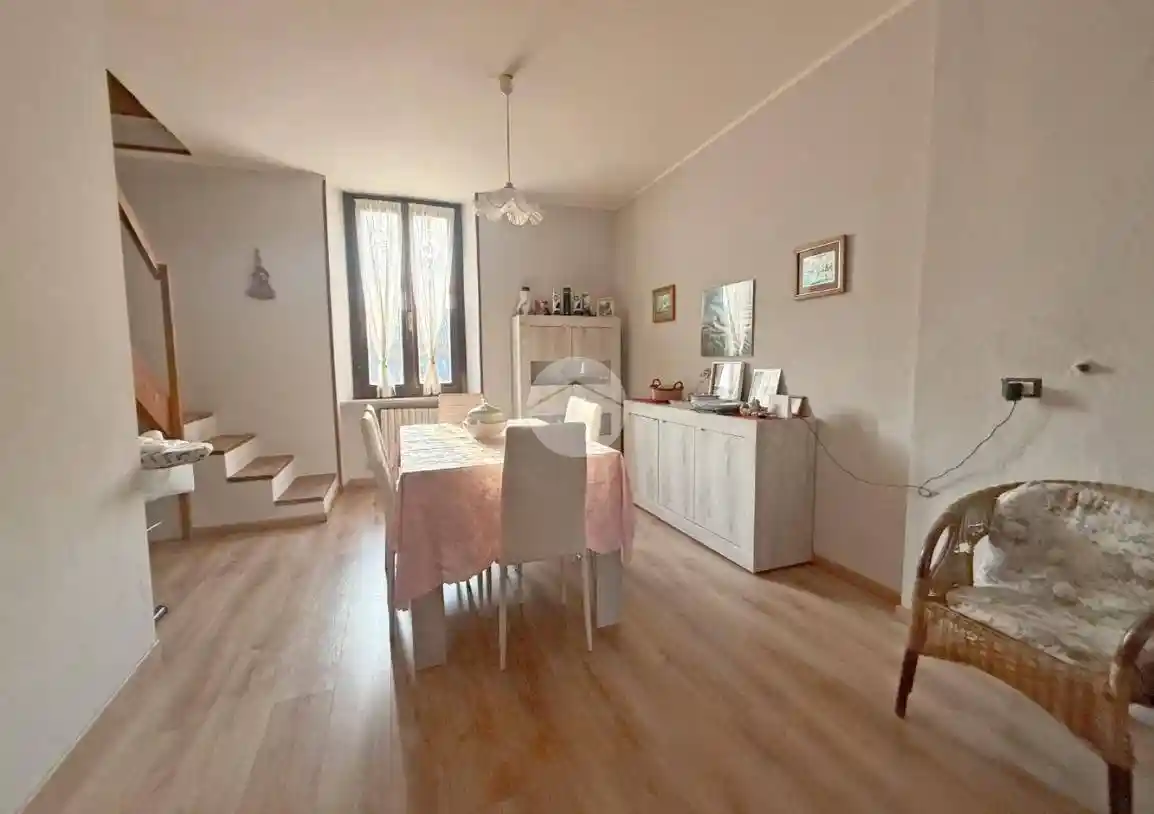 Casa indipendente in vendita a Triuggio