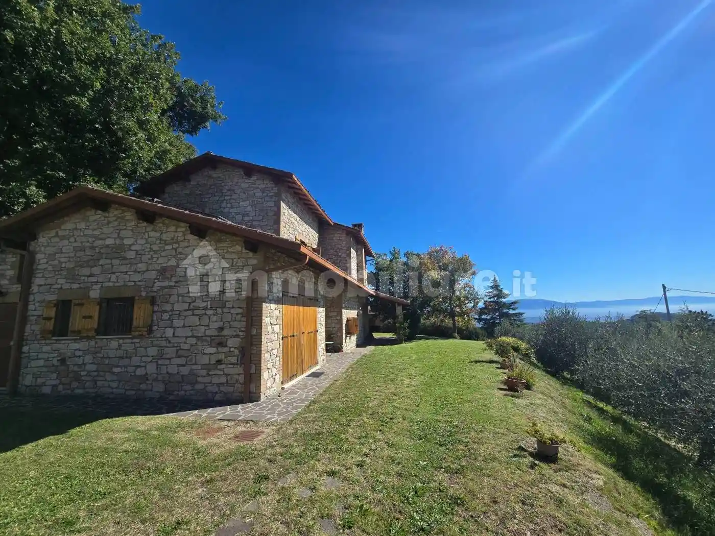 Rustico - Casale in vendita a Perugia