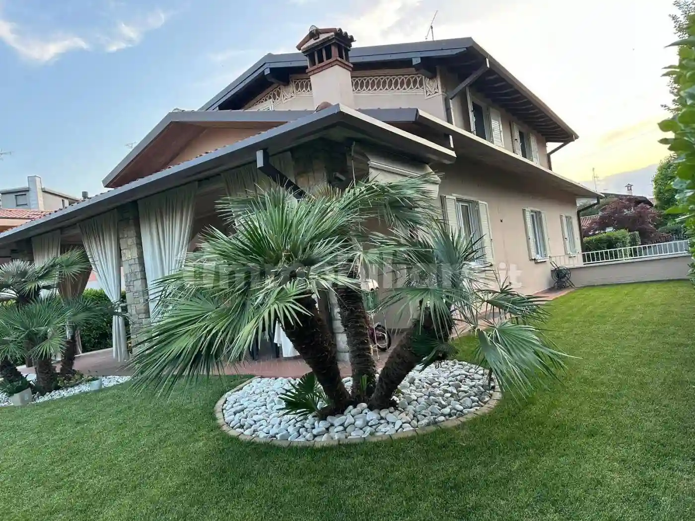 Villa - foto 2