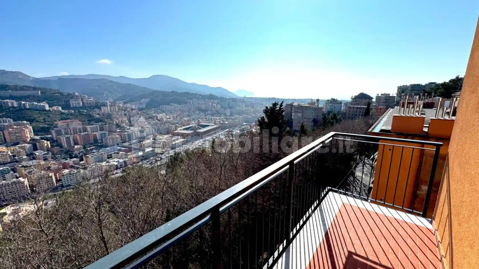 Appartamento in vendita a Genova