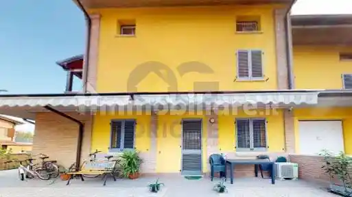 Casa indipendente in vendita a Cento