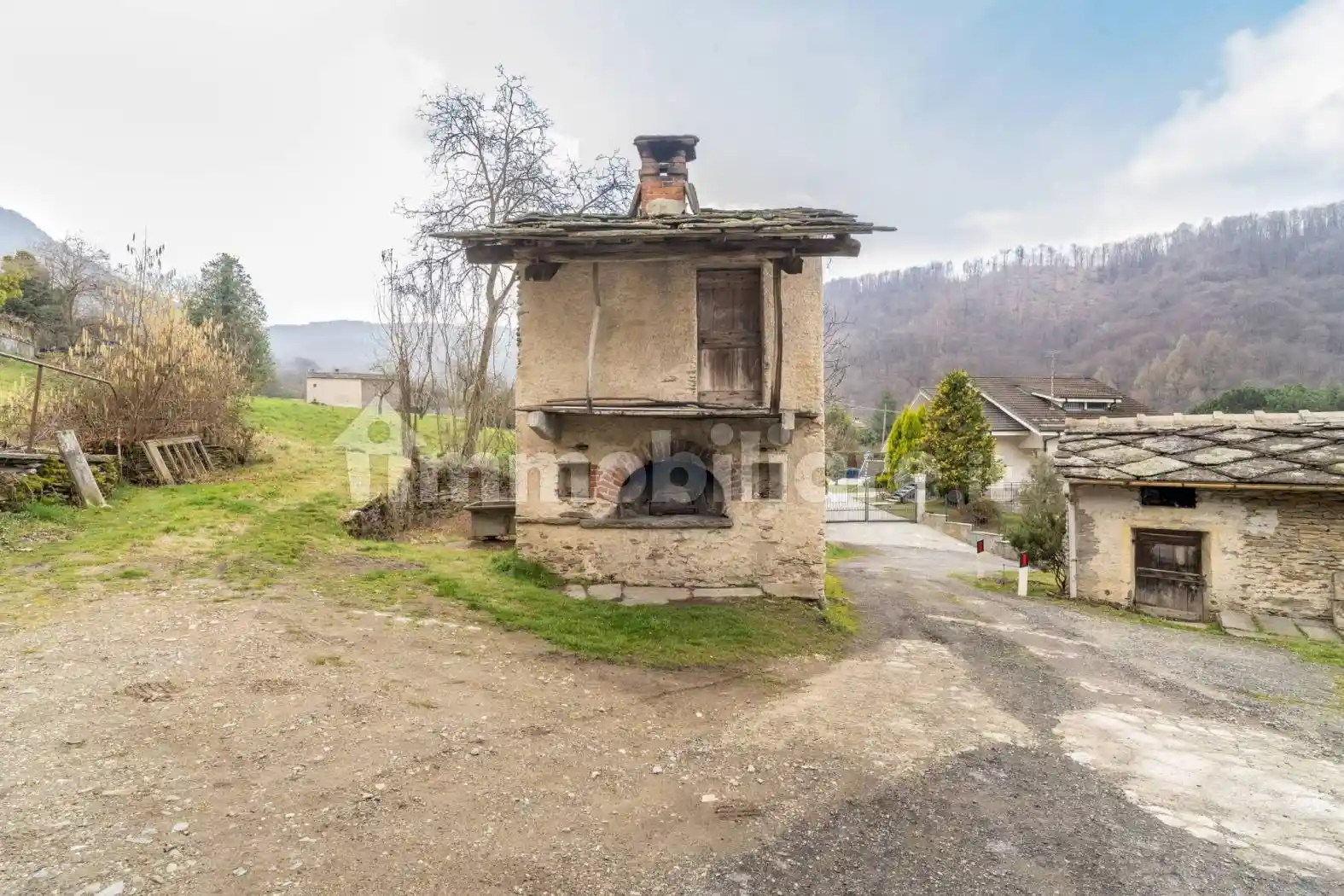 Rustico - Casale in vendita a Barge