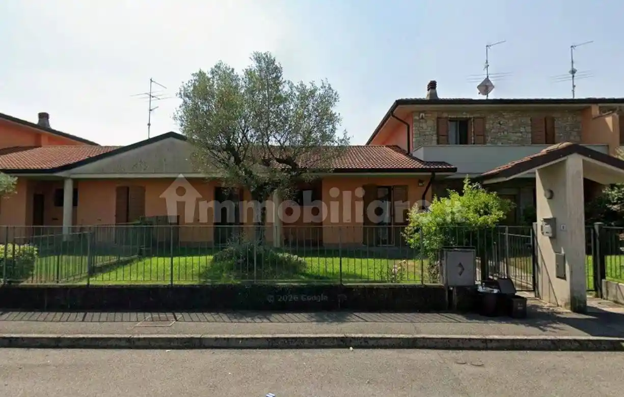 Villa in vendita a Cavernago