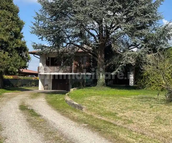 Casa indipendente in vendita a Fossò