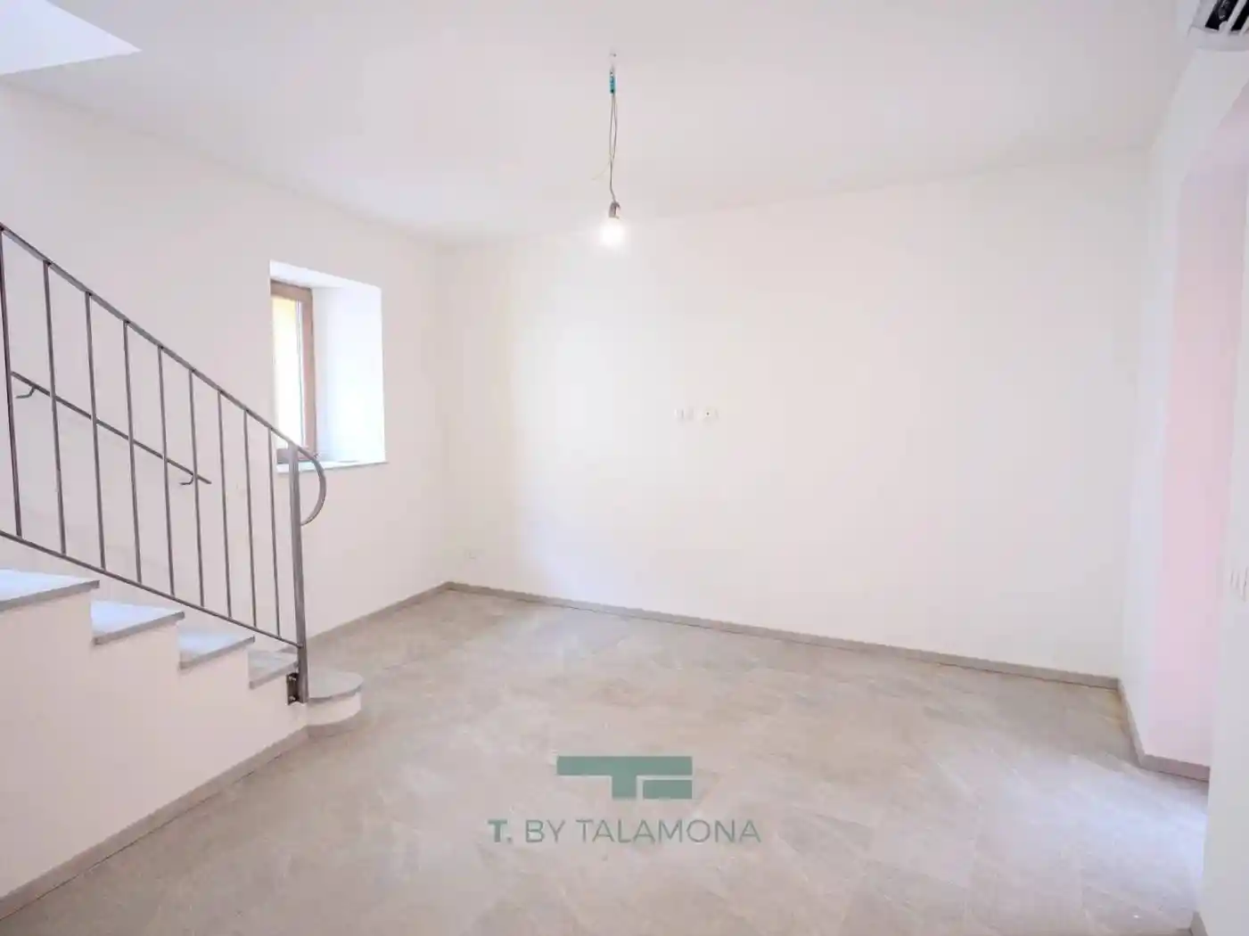 Appartamento in vendita a Castelveccana