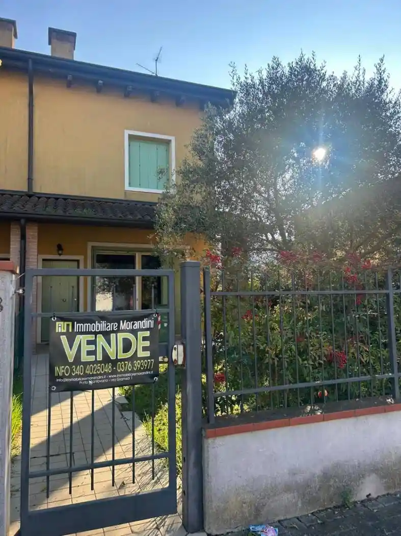 Villa in vendita a Marmirolo