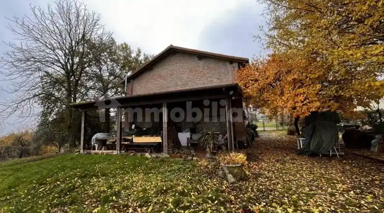 Casa indipendente in vendita a Castel San Pietro Terme