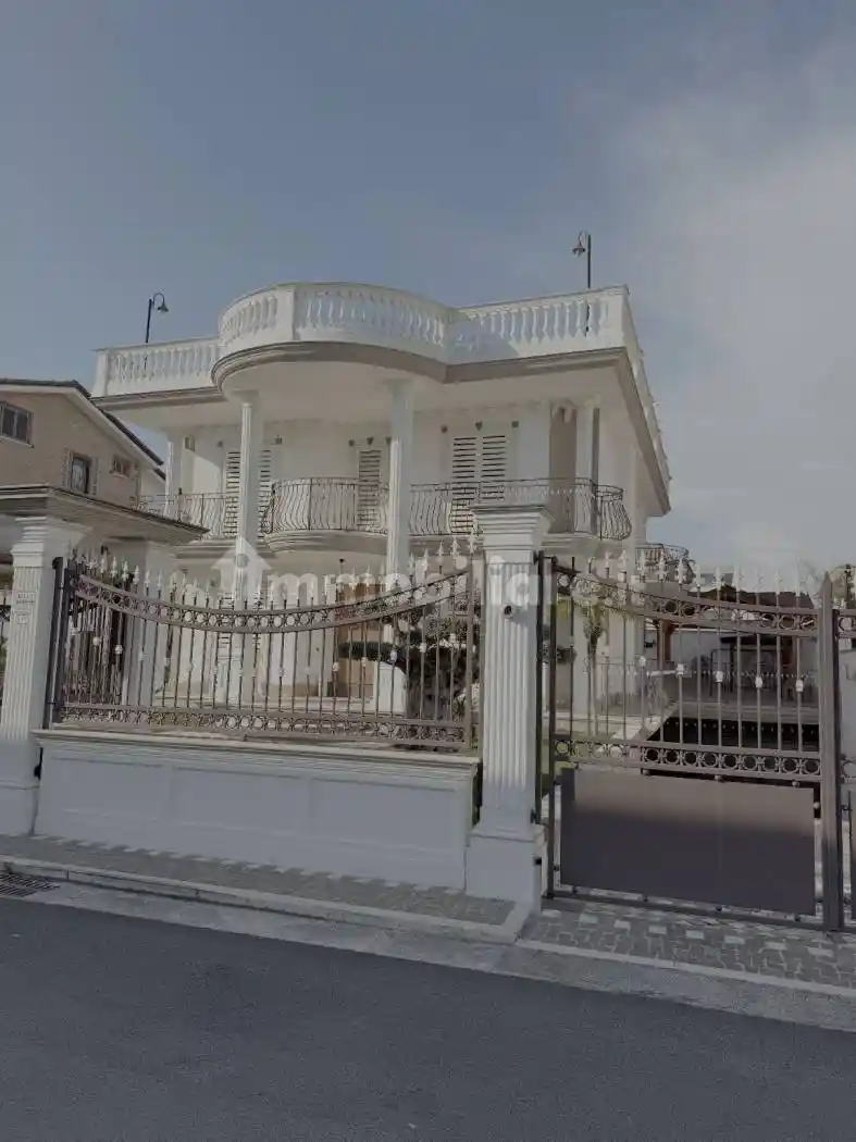 Villa in vendita a Villa di Briano