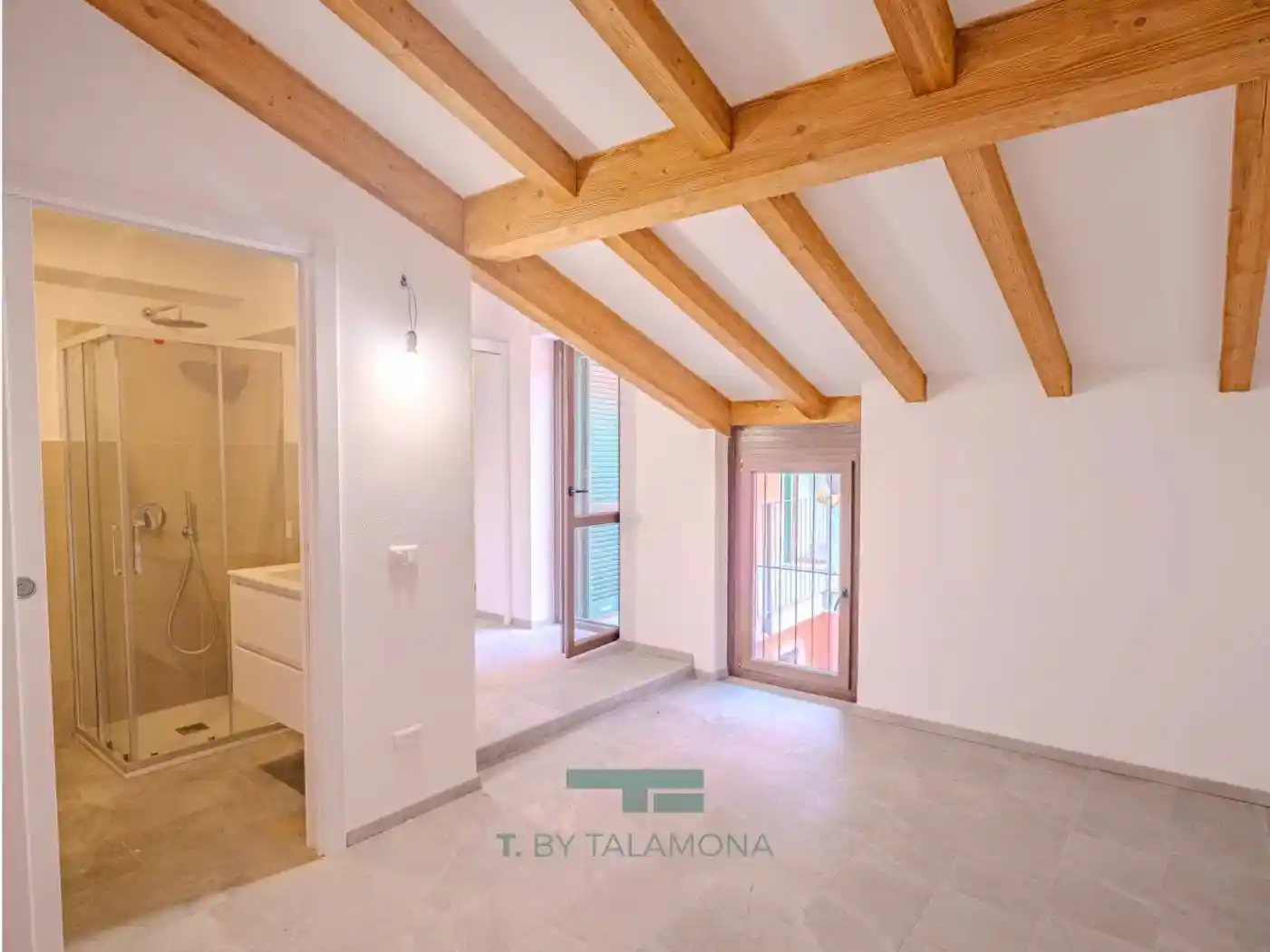 Appartamento in vendita a Castelveccana