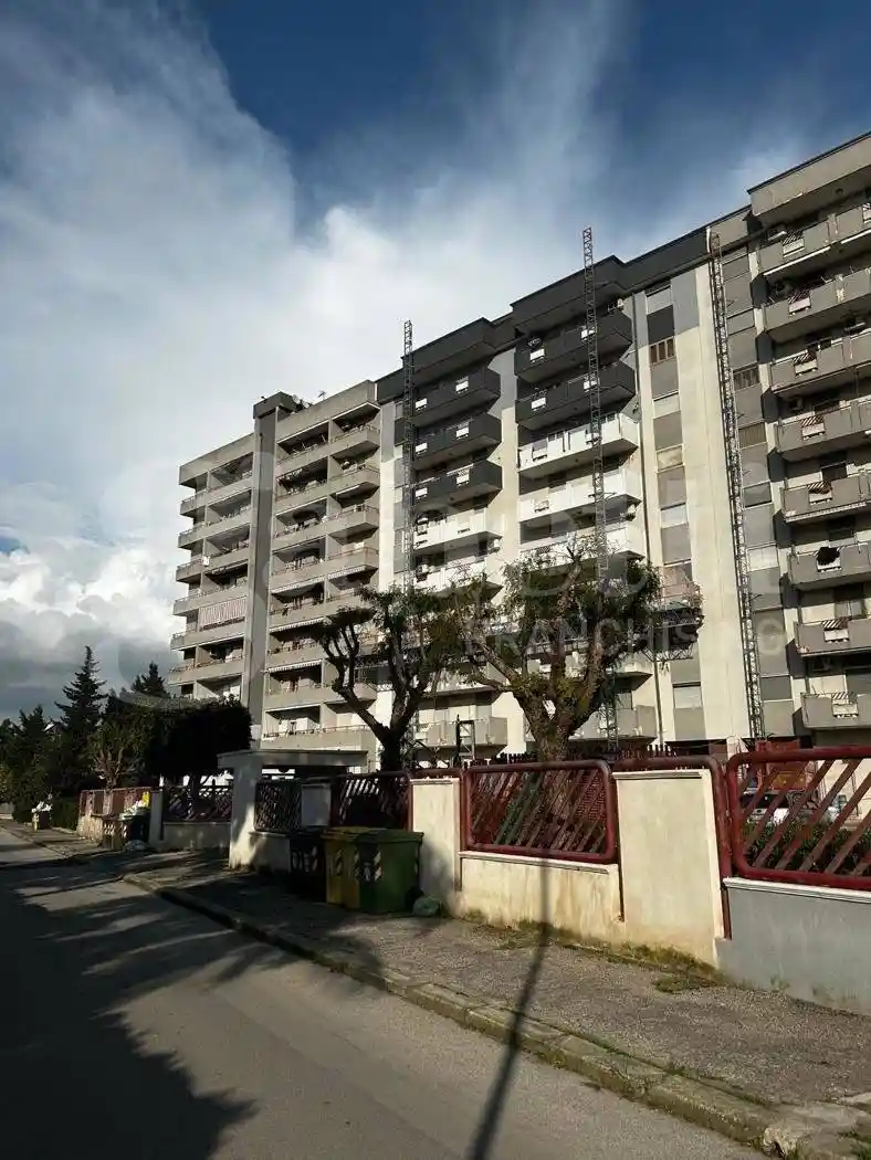 Appartamento in vendita a Taranto