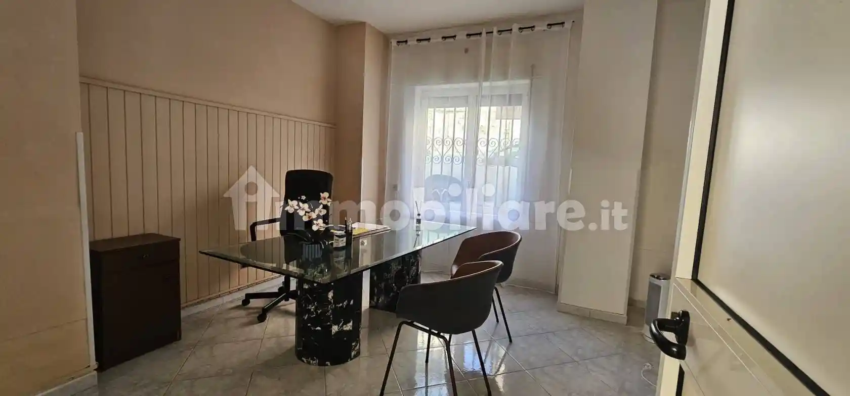 Appartamento in vendita a Salerno