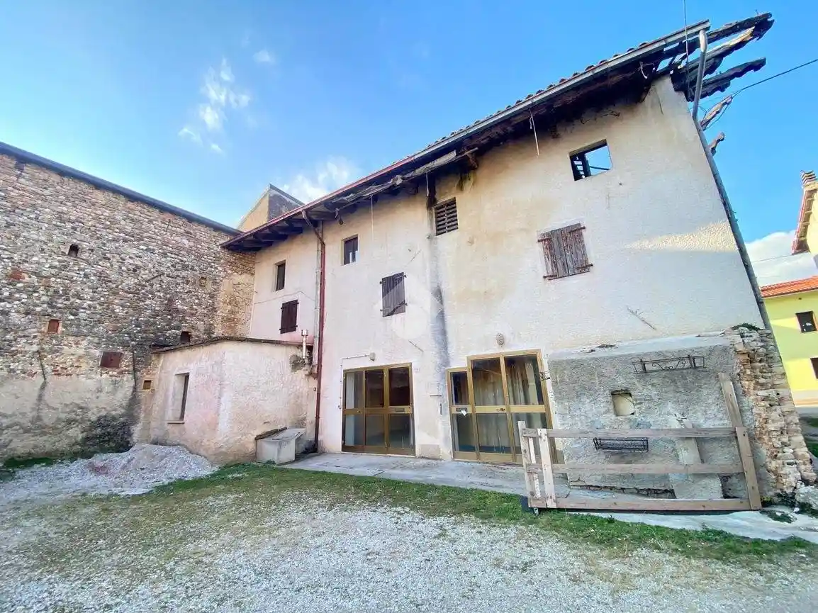 Rustico - Casale in vendita a Lestizza
