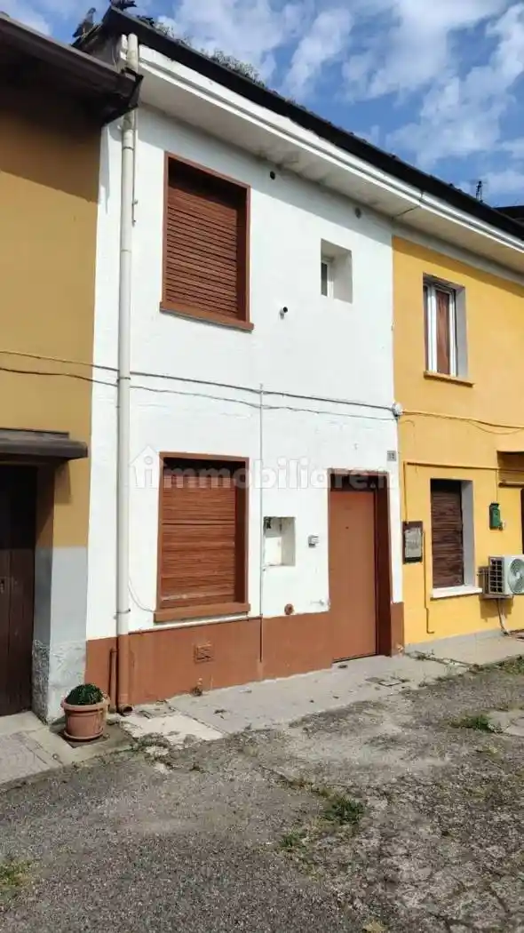 Casa indipendente in vendita a Fombio