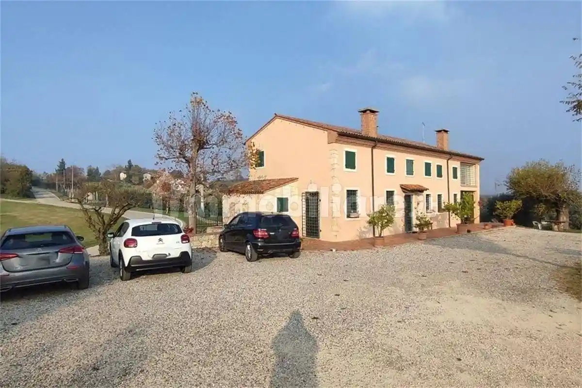 Villa in vendita a Sarego