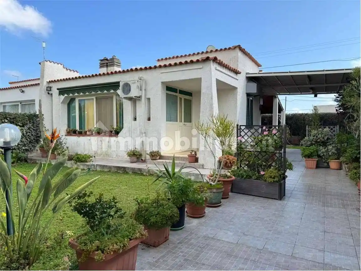 Villa in vendita a Siracusa