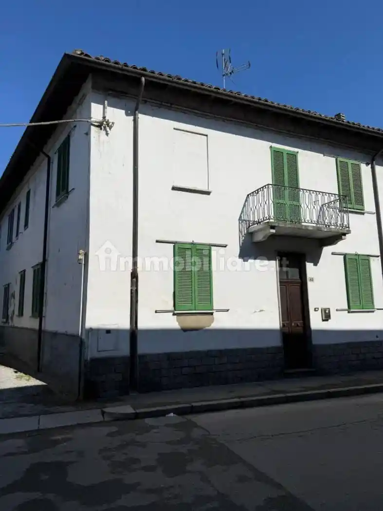 Casa indipendente in vendita a Dorno