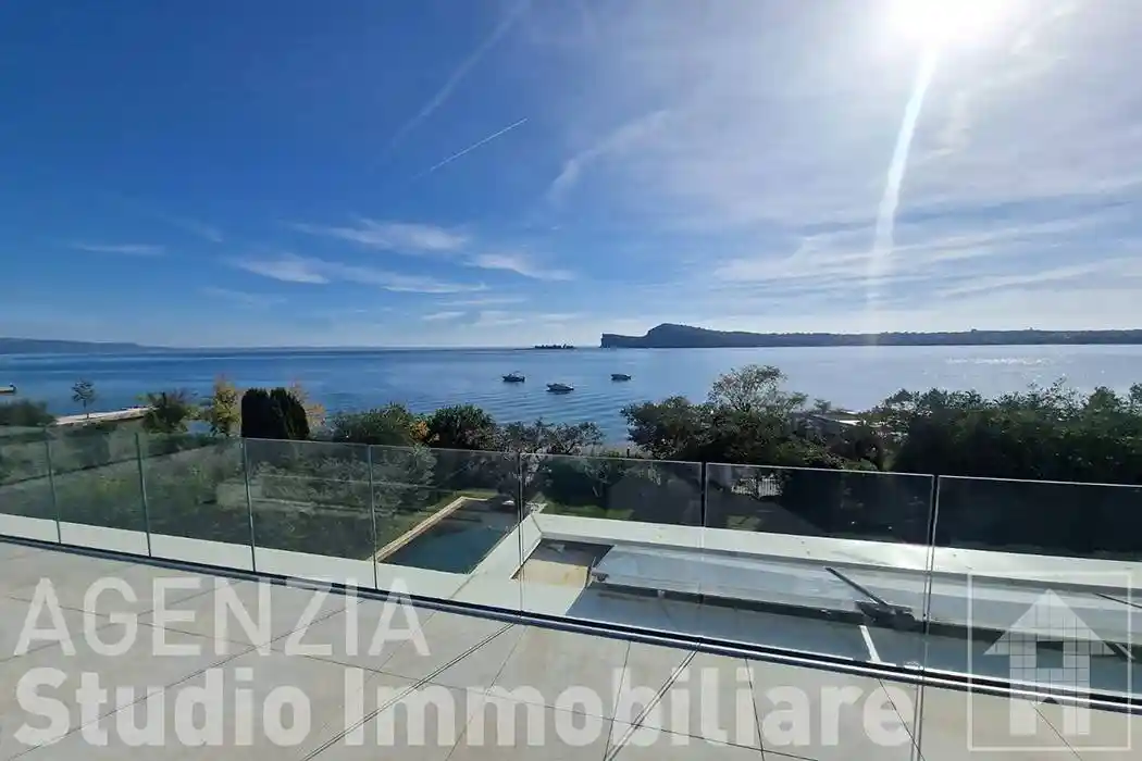 Villa in vendita a San Felice del Benaco