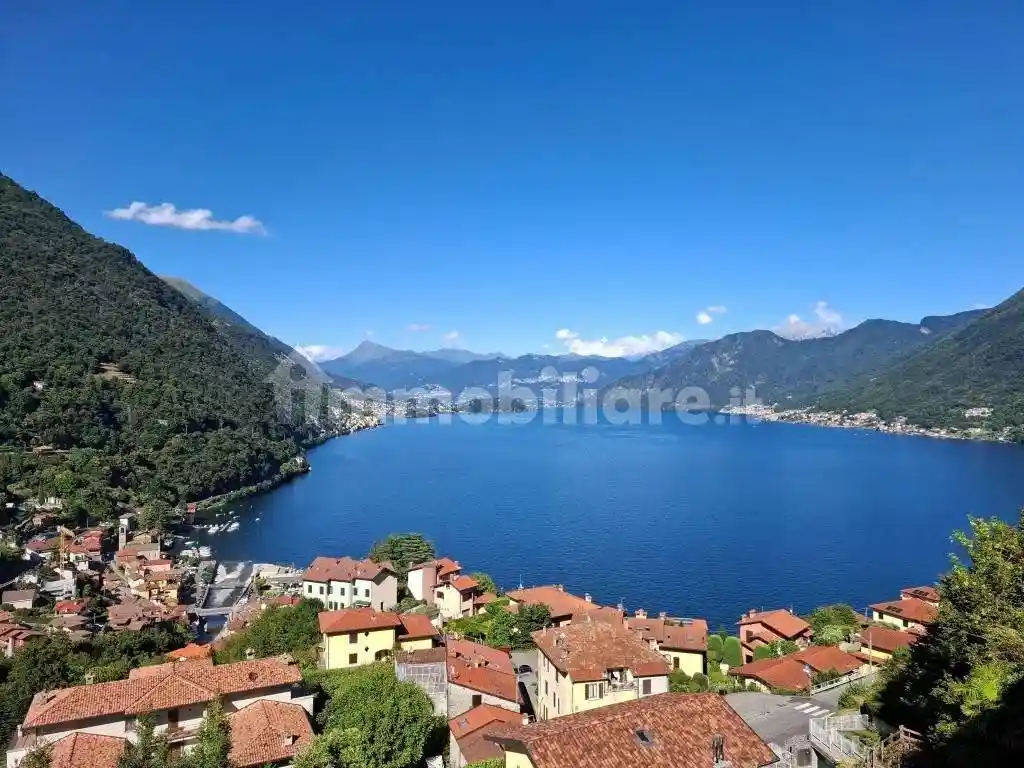 Appartamento in vendita a Argegno