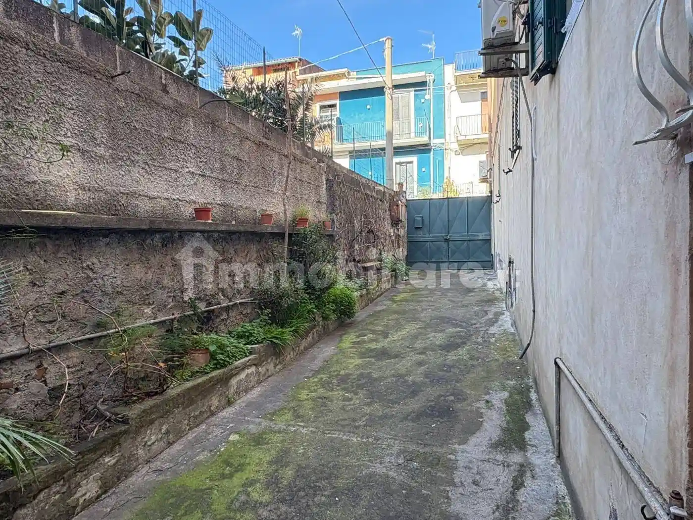 Palazzo - Edificio in vendita a Catania