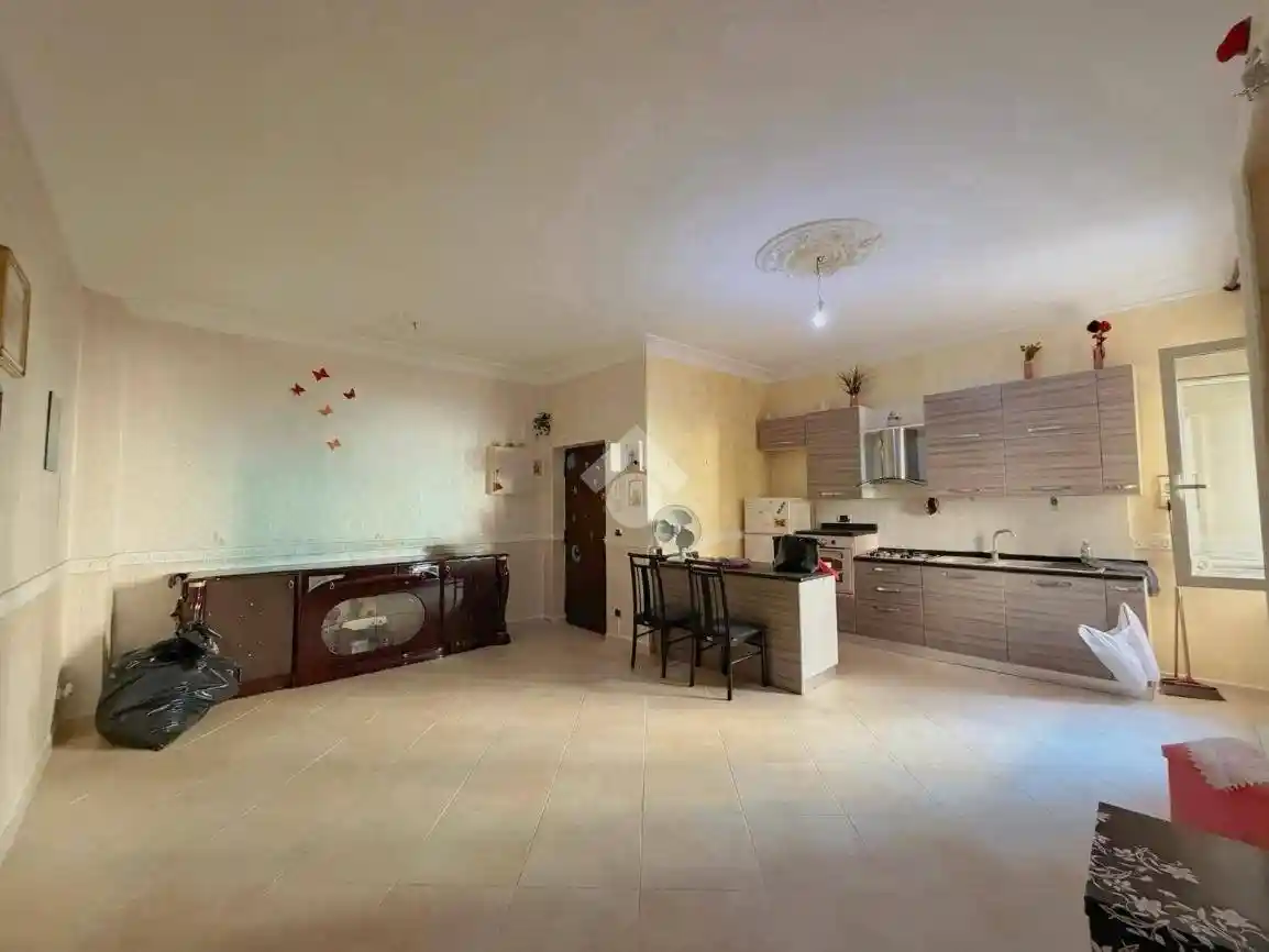 Appartamento in vendita a Napoli