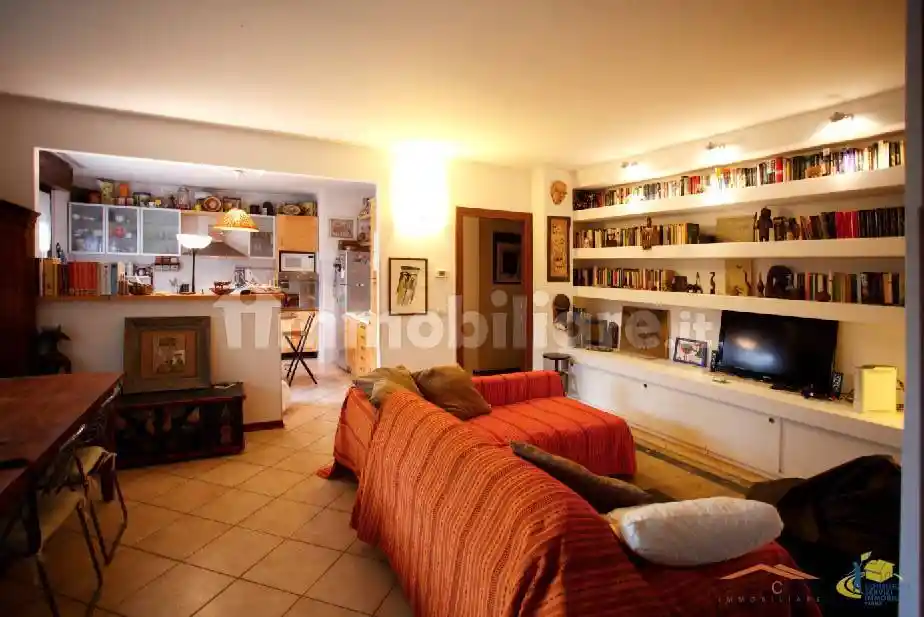 Appartamento in vendita a Parma