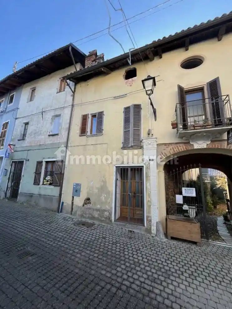 Casa indipendente in vendita a Torre Canavese