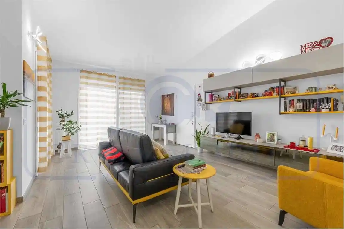 Appartamento in vendita a Garbagnate Milanese