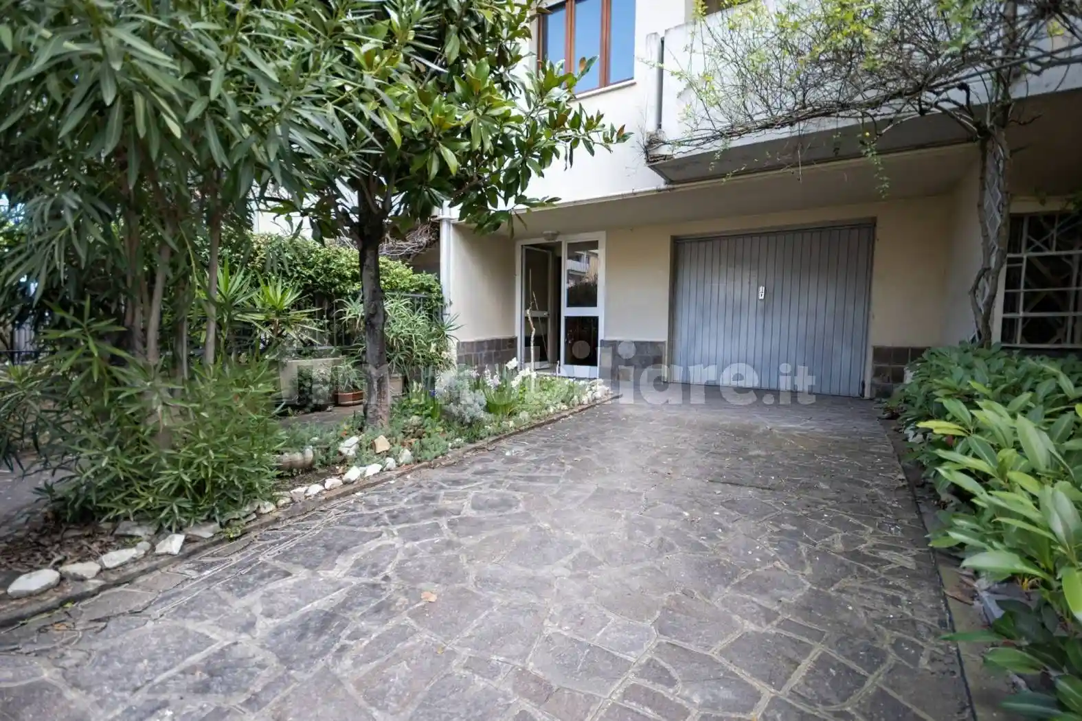 Villa in vendita a Jesi