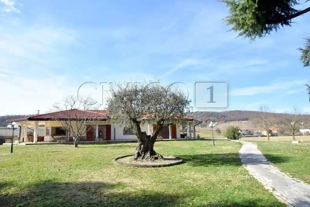 Villa in vendita a Villaga