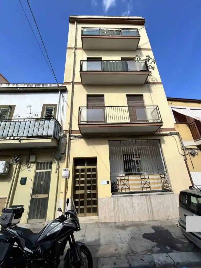 Appartamento in vendita a Palermo