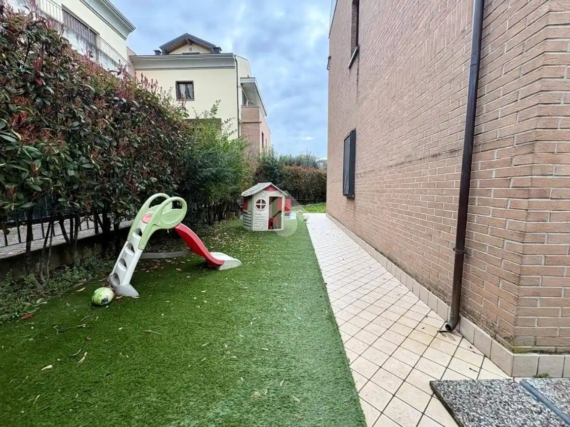 Appartamento in vendita a Albano Sant'Alessandro