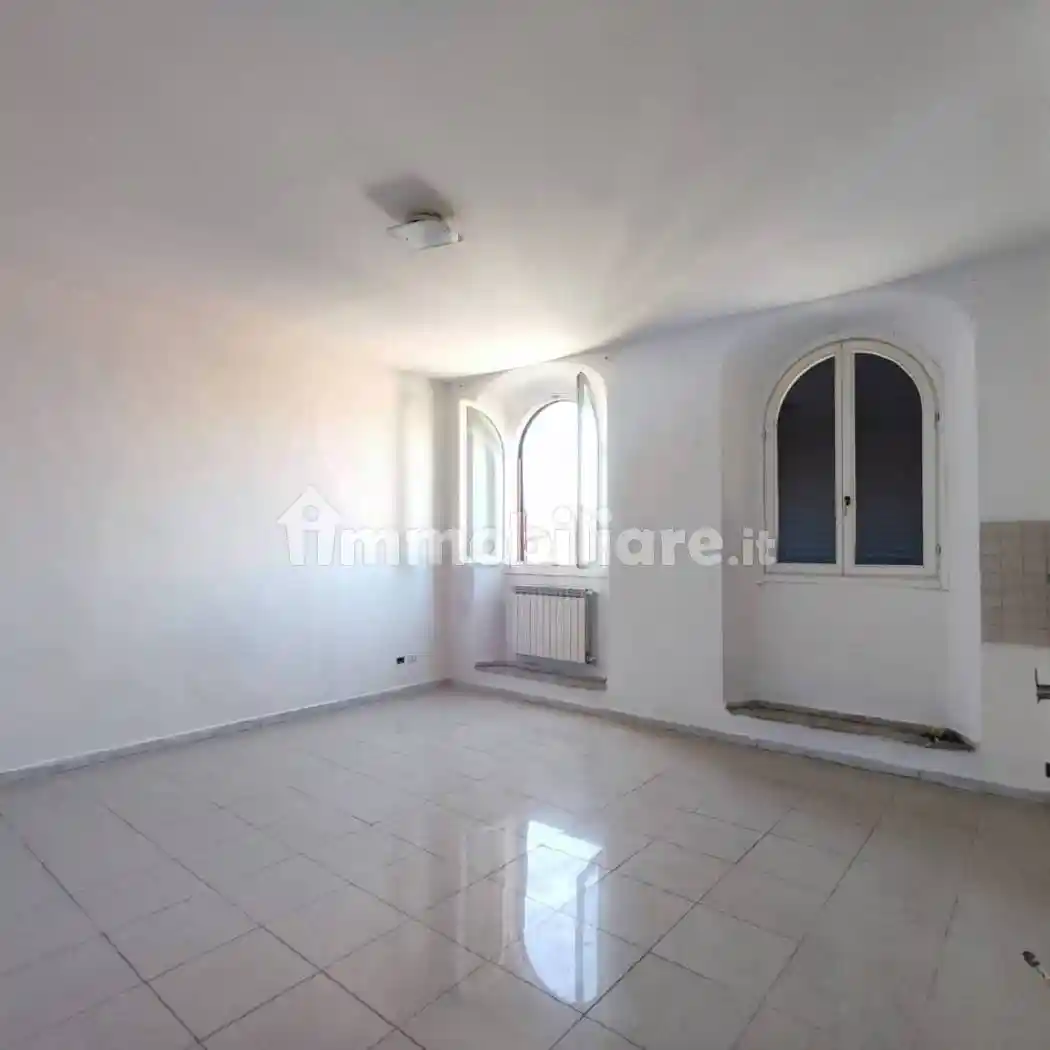 Appartamento in vendita a Livorno