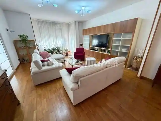 Appartamento in vendita a Alessandria