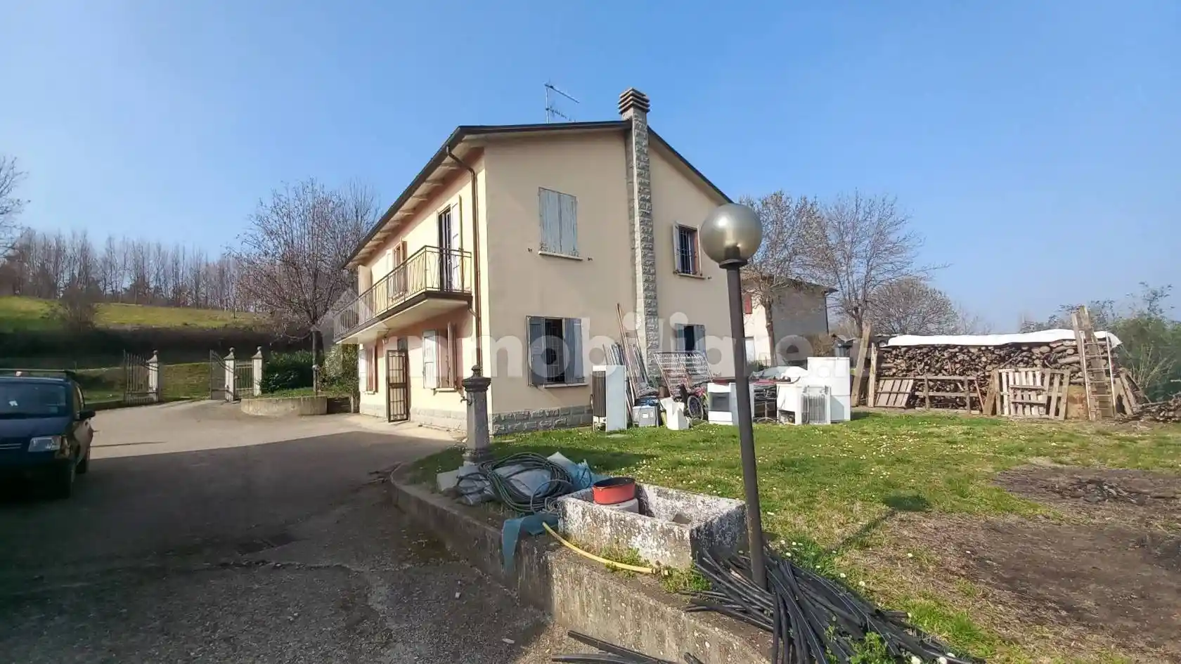 Villa in vendita a Valsamoggia