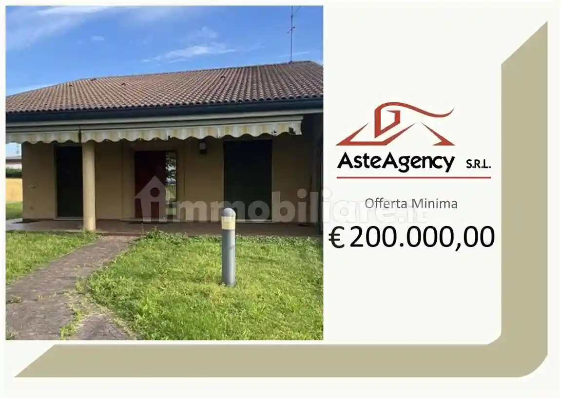Villa in vendita a Mesero