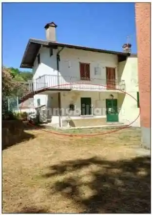 Appartamento in vendita a Cassano Valcuvia